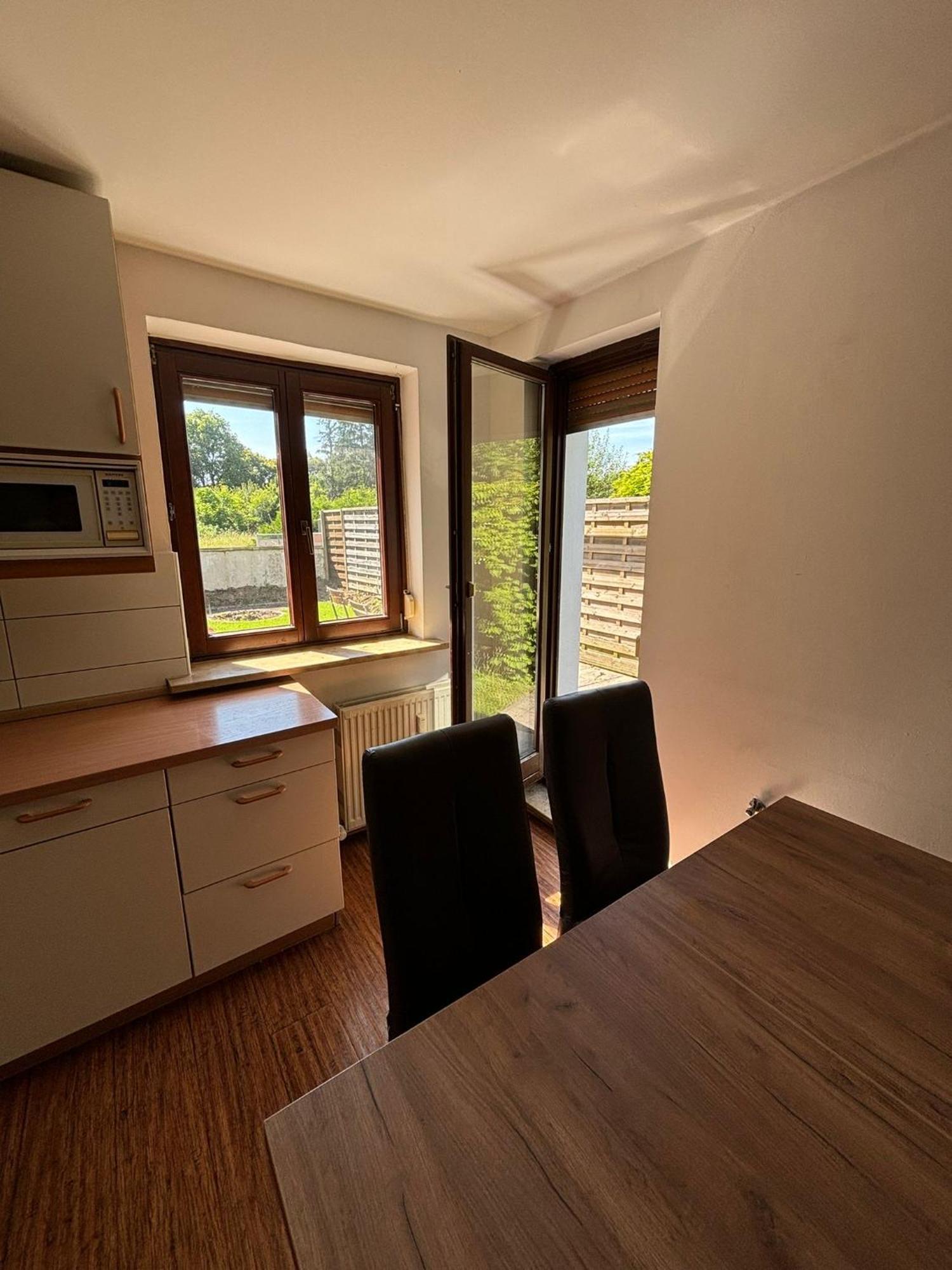 Appartamento Erdgeschosswohnung Neben Schloss Blutenburg Mit Privatem Garten Monaco di Baviera